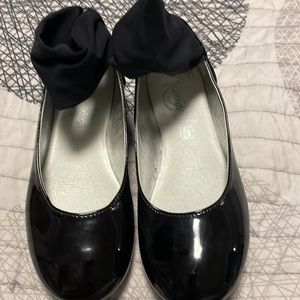 Primigi ballerina shoes for little girls size 13/ 31 UK